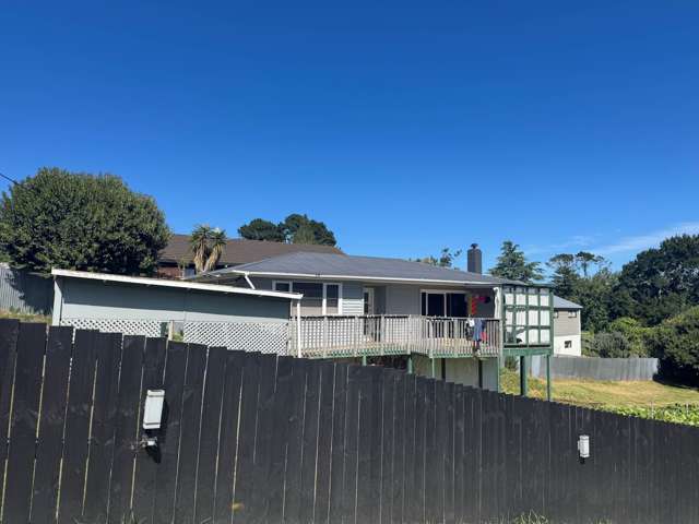 39 Newington Road Henderson_4