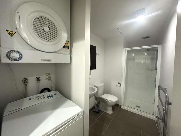 5E/15 City Road 10015_7