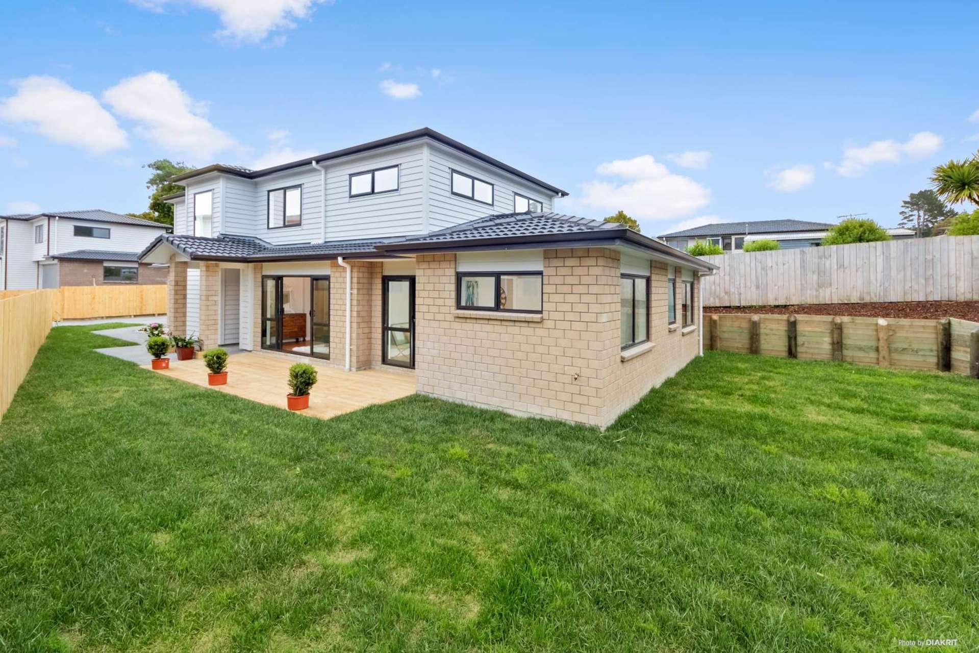 7 Han Court Glen Eden_0