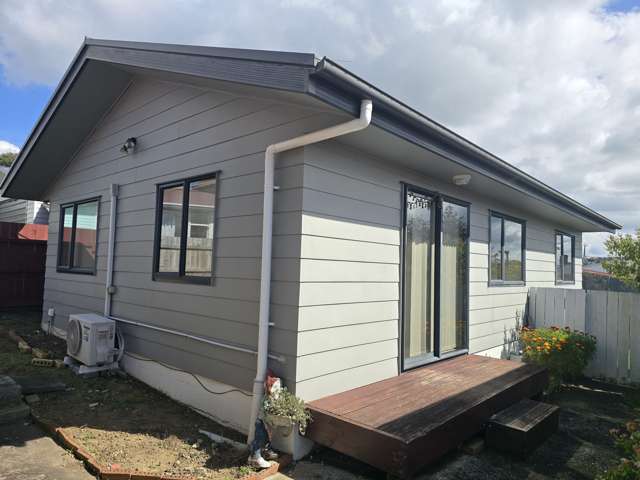 Charming 2-bedroom unit in Kelston