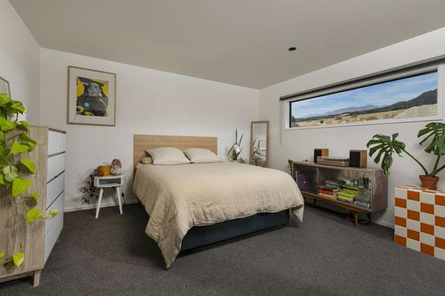 175 Burdon Loop Lake Hawea_4