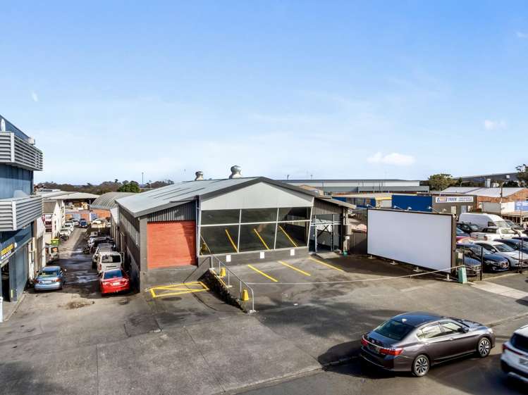 25 Great South Road_0