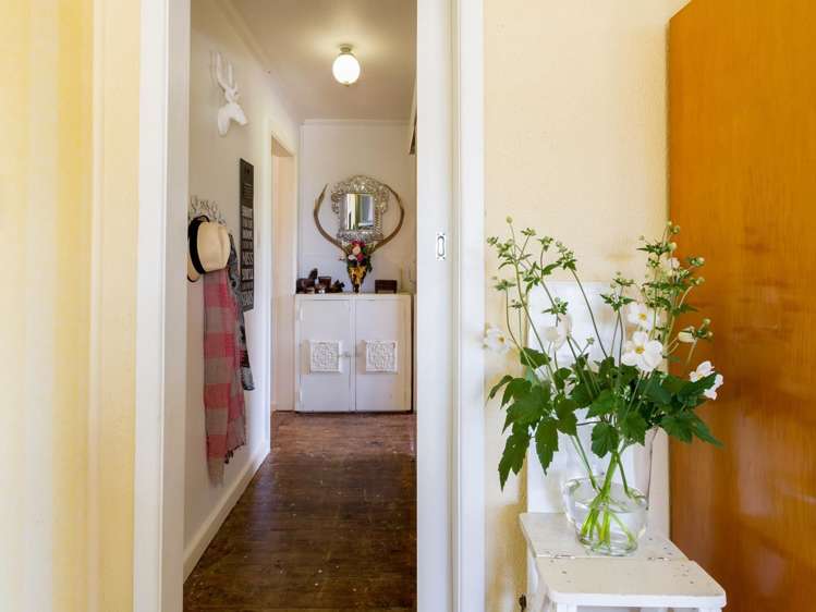 2464 Tarras-Cromwell Road Westland Surrounds_2