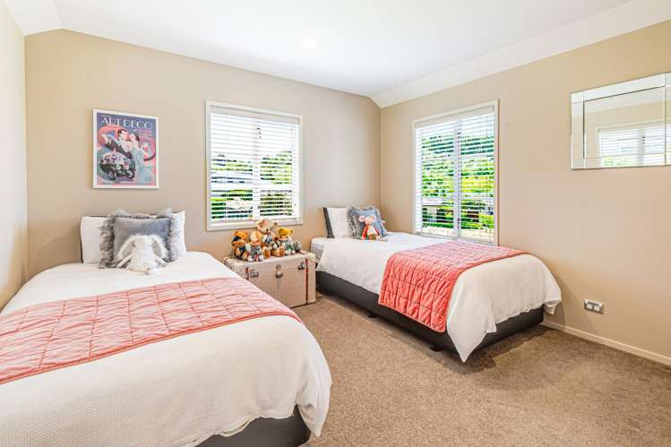 98 Kent Terrace Taradale_21