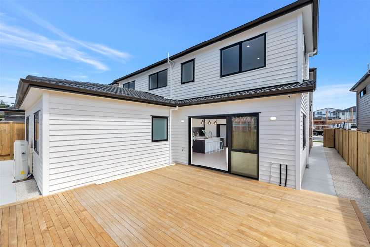 19 Dungloe Avenue Flat Bush_11