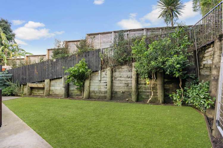 7 Puarangi Lane Stanmore Bay_12