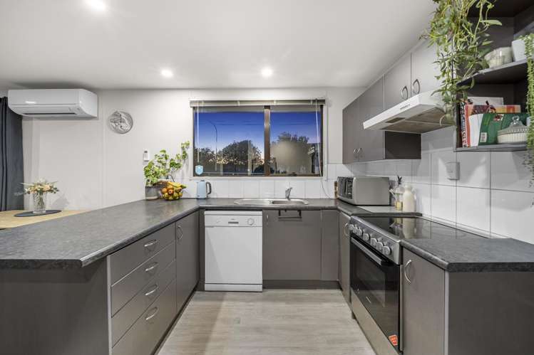 410 Swanson Road Ranui_3