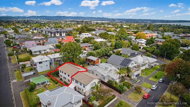 11B Lloyd Avenue Mount Albert_26