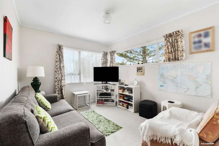 136 Halsey Drive Lynfield_14