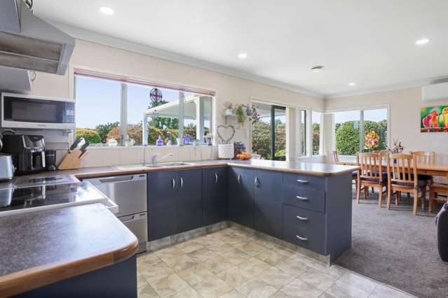 10 Meadowviews Drive Welcome Bay_2