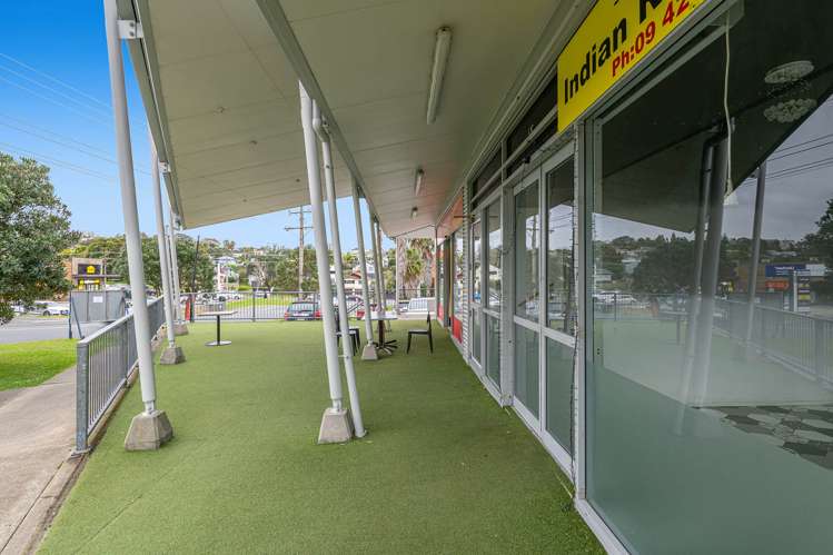 9B/15 Karepiro Drive Stanmore Bay_15