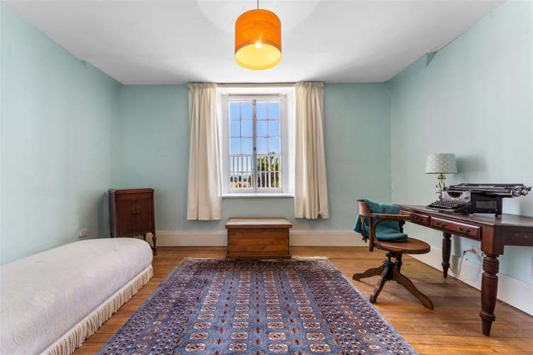 77 Covent Drive Stoke_32