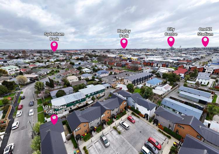 Unit 1/21 Hargest Crescent Sydenham_18