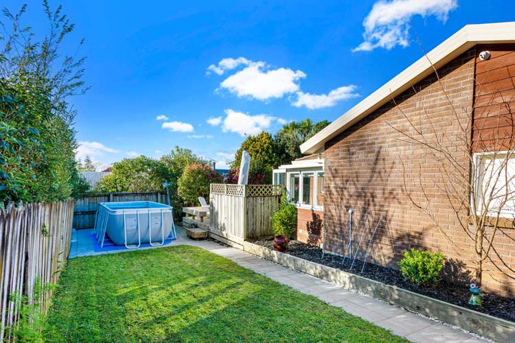 36 Meynell Court Glen Eden_17