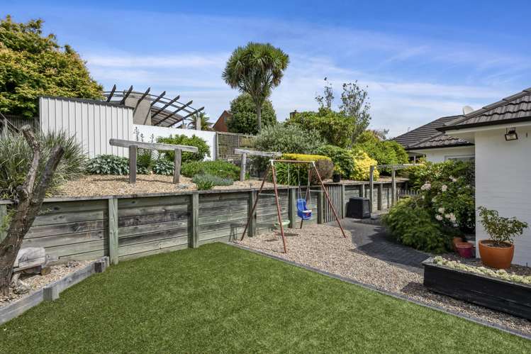 5 Hayward Rise Owhata_19