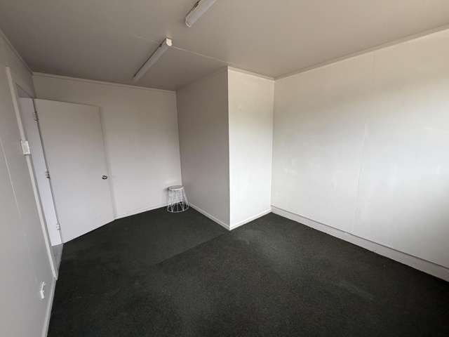 4/7 Wakefield Street Onekawa_2