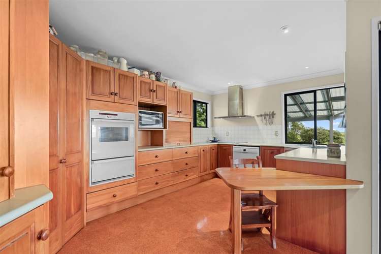 565 Barber Road Otewa_6