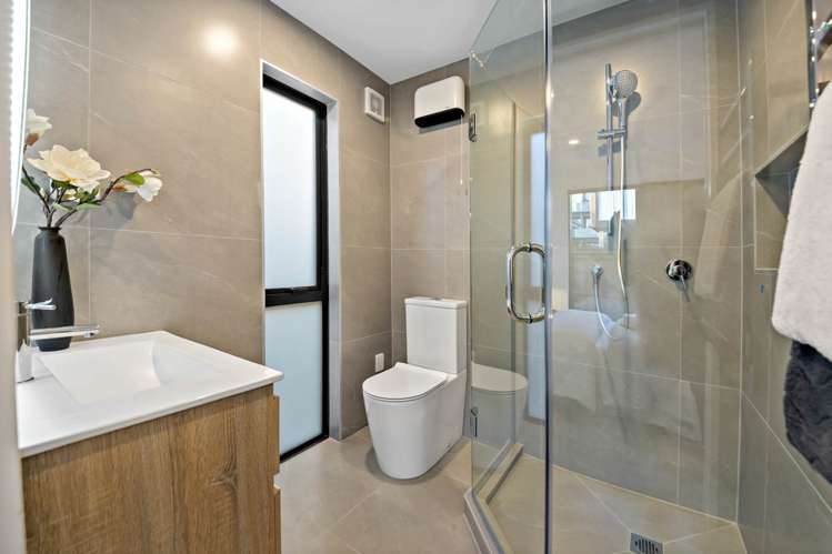 17C Walmer Road Pt Chevalier_16