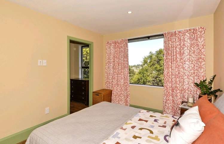 214 Golf Road Titirangi_8