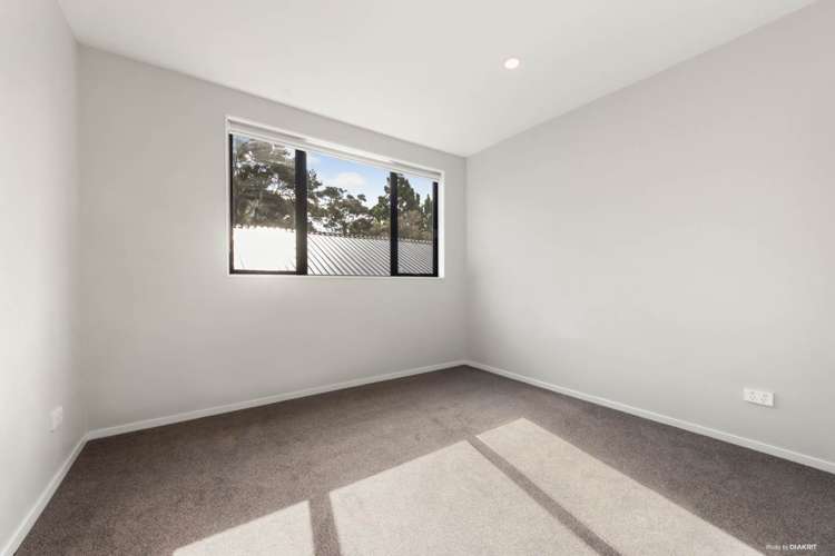 19 Tokai Place Glen Eden_11