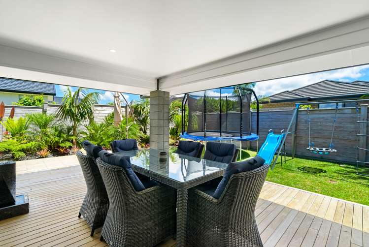 11 Munford Lane Riverhead_5