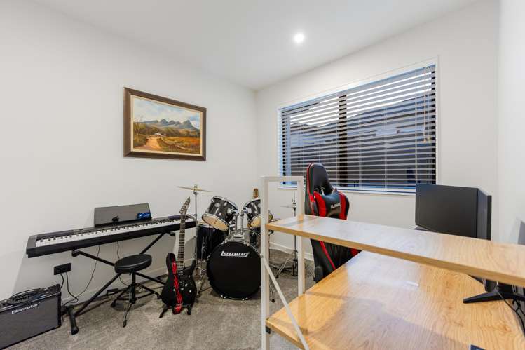 37 Matahae Crescent Milldale_23