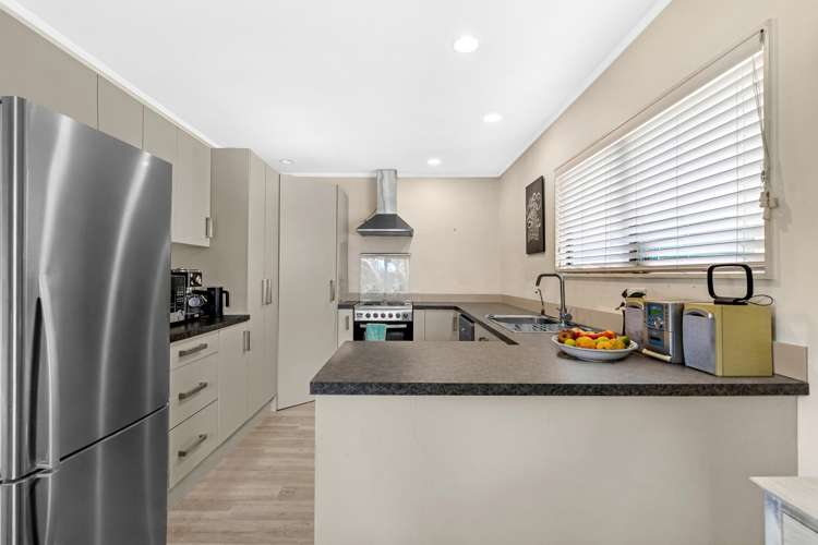 1/27 Lochend Place Highland Park_9