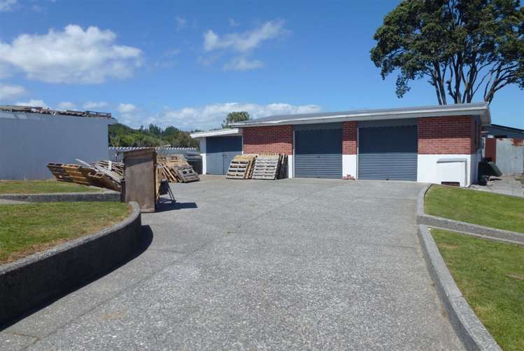 339 Main South Road Paroa_13