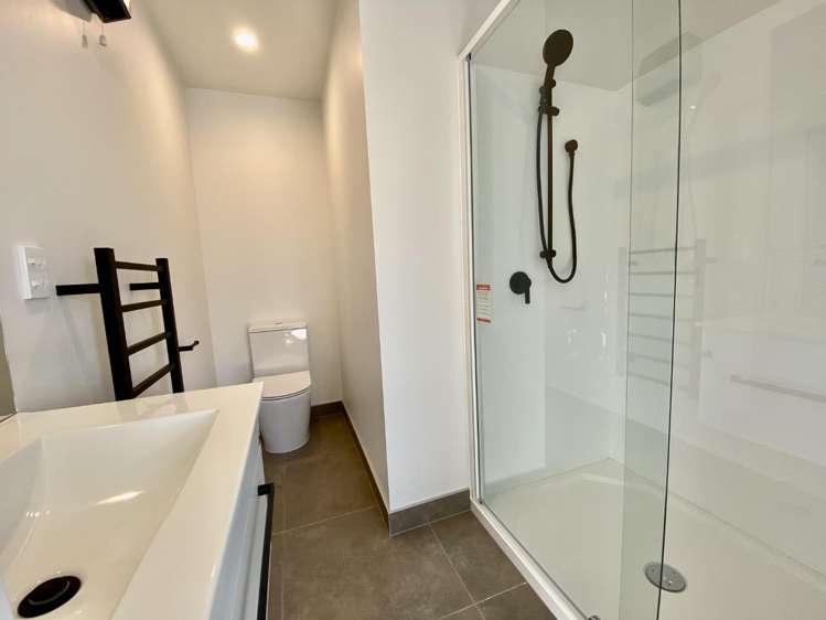 5/10a McLean Street 1477_11