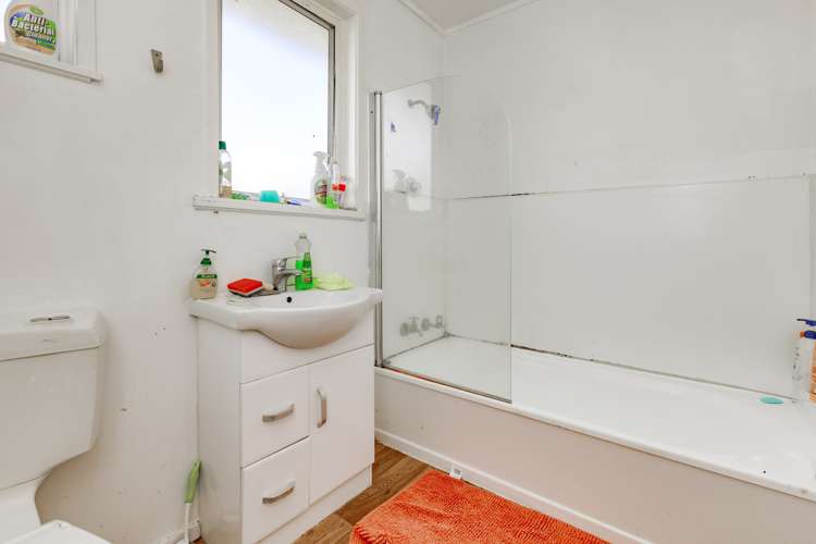 7 Crampton Place Manurewa_11