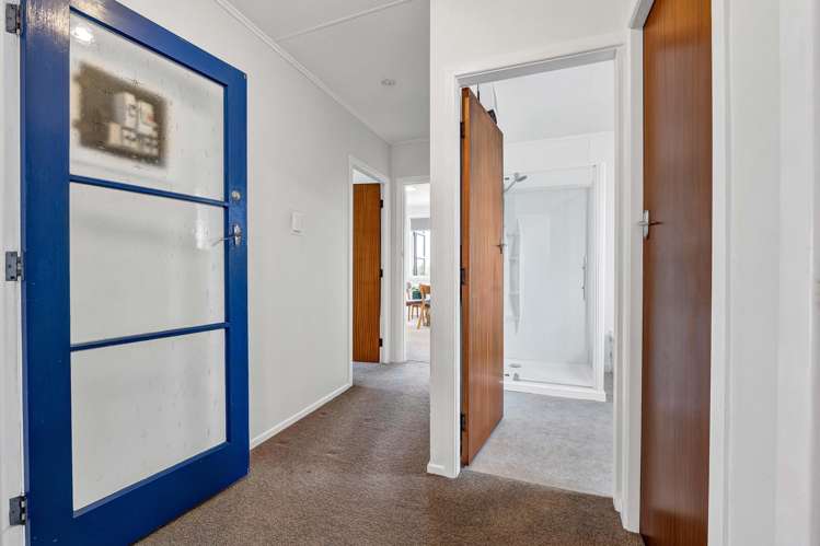 15B Mayfair Place Westown_13