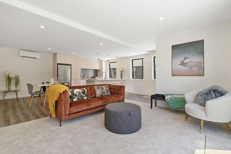 2/20 Barry Avenue Cromwell_1