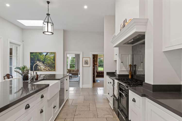 212 Beach Road Elgin_20