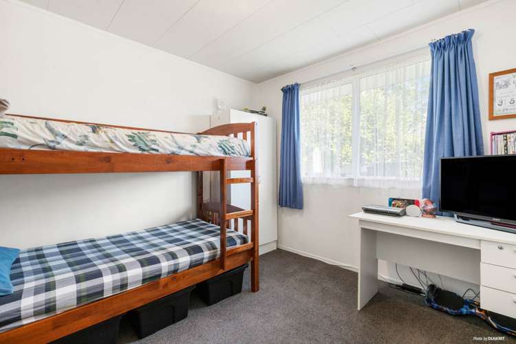 8 Percy Graham Drive_5