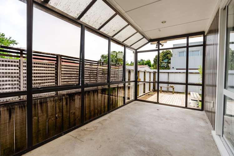 33 Edinburgh Road Hillcrest_14