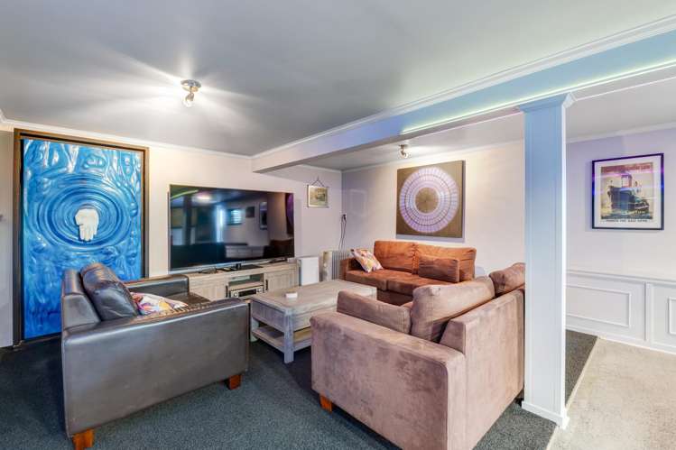 15 Leiden Place Totara Vale_17