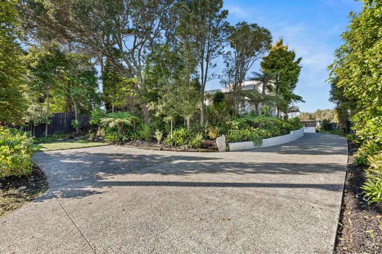 825 Beach Road Browns Bay_25