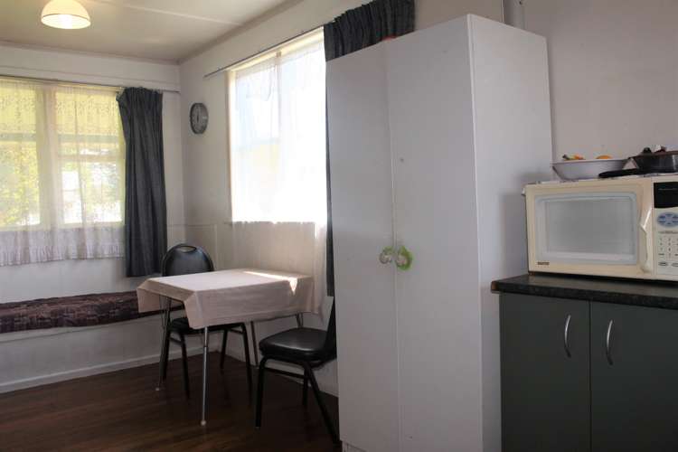 60 Gladstone Road Waihi_5