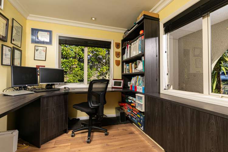 635 Ridge Road Riverhead_11