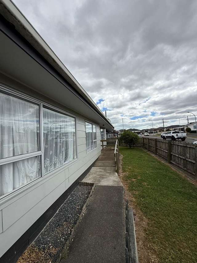 2/100 Cargill Street Papakura_3