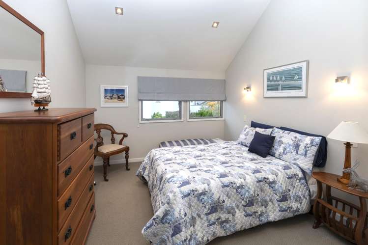 11 Bluestone Drive Parklands_13