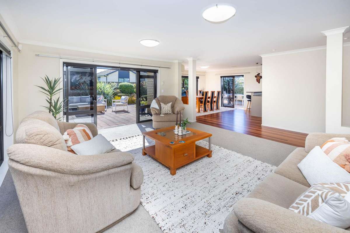 72 Barrington Drive_5