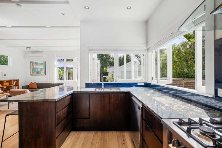 28 Buxton Street Point Chevalier_7
