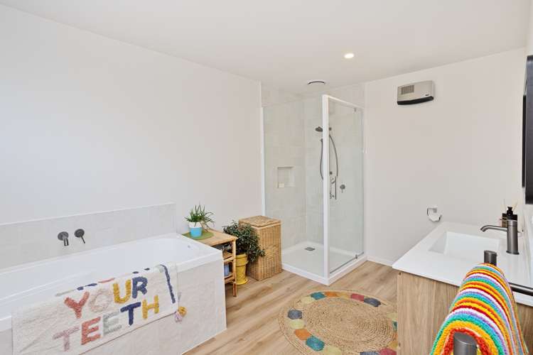 32 Duke Street Gladstone_23