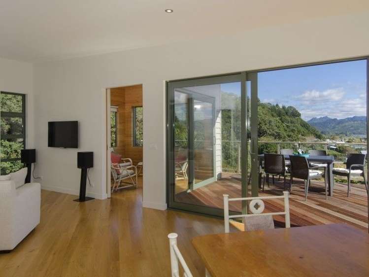 21 Mount Avenue Pauanui_23