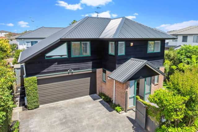 Contemporary and Spacious Family Home