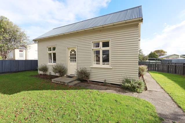 4/12 Clifton Street Windsor_2