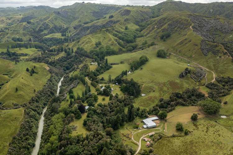 3104 Mangamahu Road Mangamahu_13