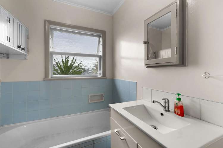 29 Norwich Crescent Tamatea_17