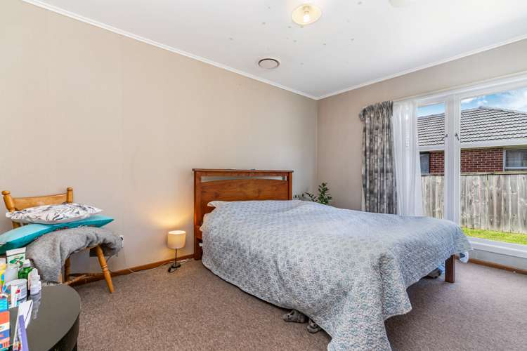 73 Roberts Road Te Atatu South_9